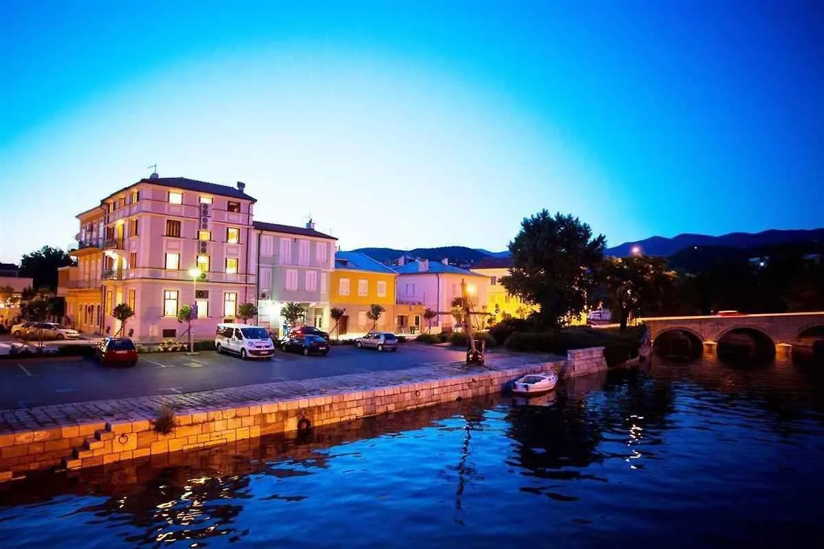 Apartments In Crikvenica 5559 Croatia