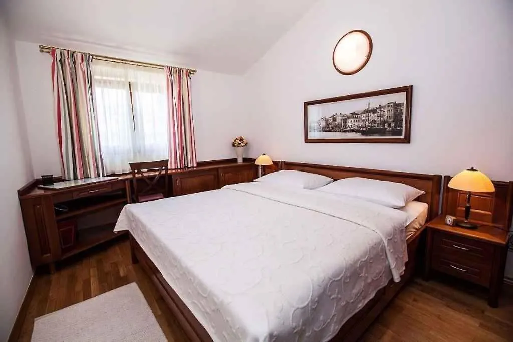 Apartments In Crikvenica 5559