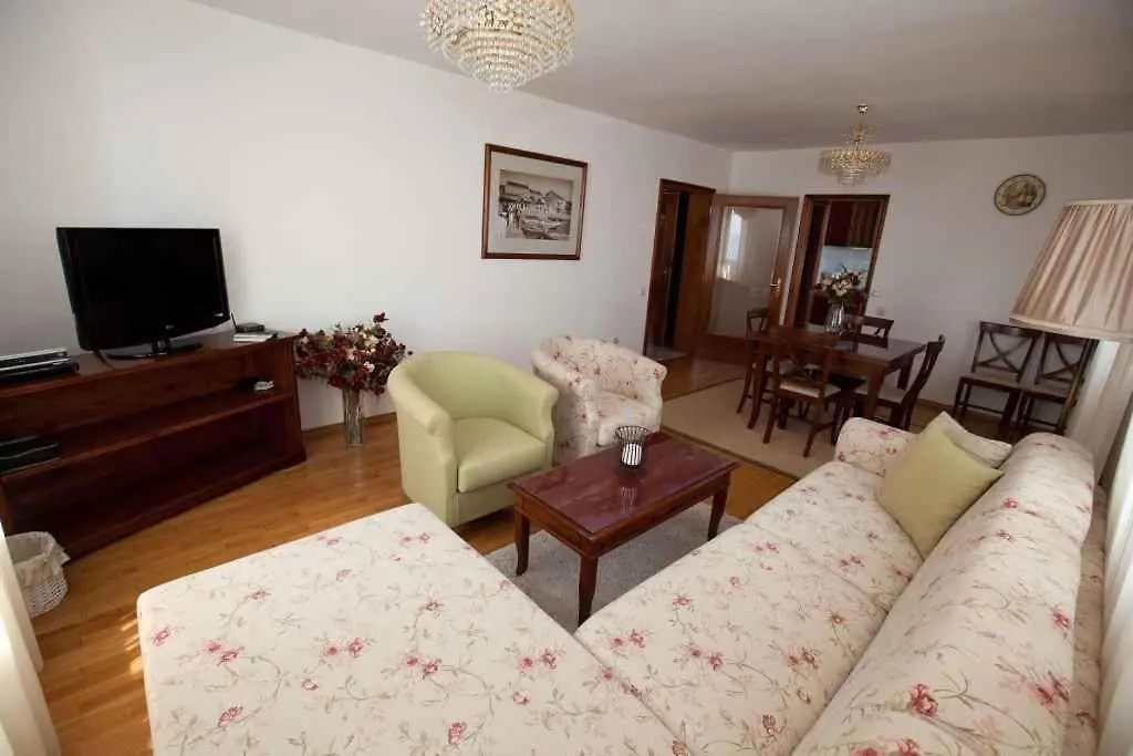 Apartments In Crikvenica 5559 0*,  Croatia